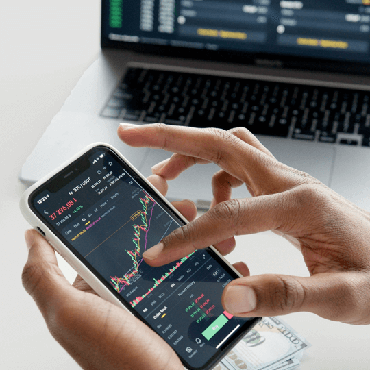 Solvencière - Team von Kryptowährungsexperten